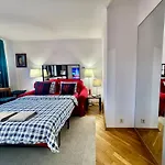 Old Town Best View Wifi 300 Mb/S Huge Screen Netflix Appletv Amazontv