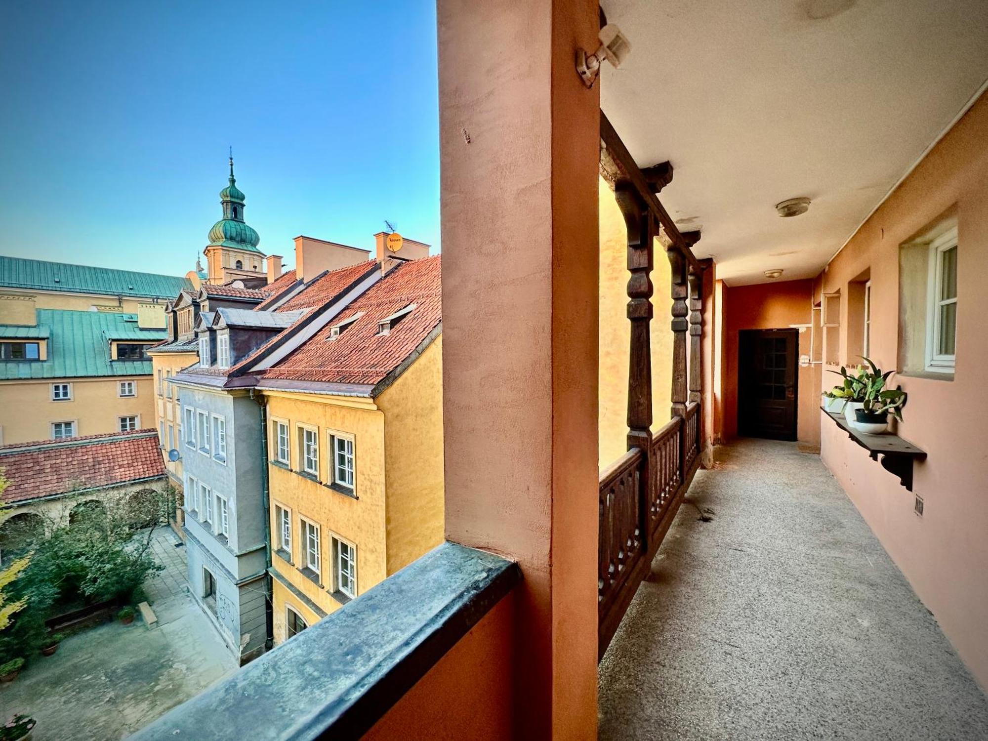 Old Town View Wifi 300 Mb/s Huge Screen Netflix Appletv Amazontv * Warszawa